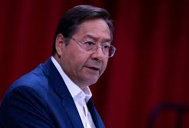 Arce es abucheado en el congreso de Fencomin y responde: “Con silbidos no se resuelven los&nbsp;problemas”